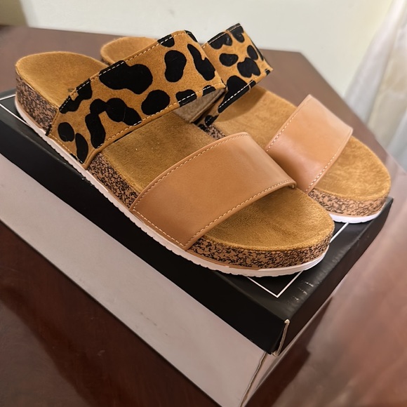 Luka Tan Leopard Sandal - Picture 5 of 7